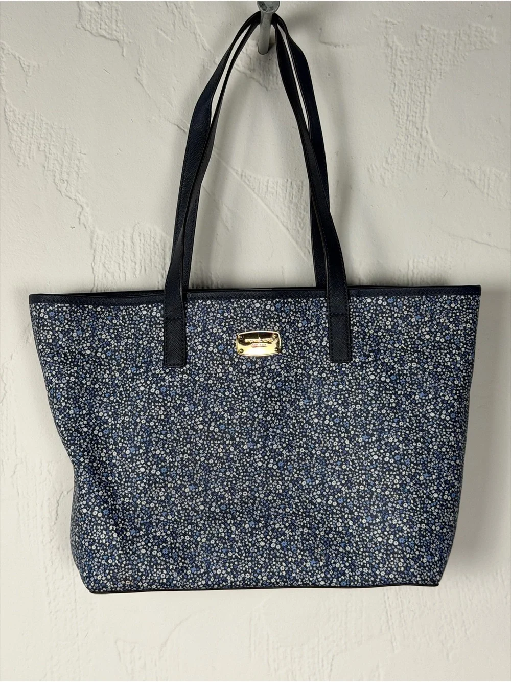 Michael Kors Blue Floral Tote - Perfect Size - excellent condition and quality